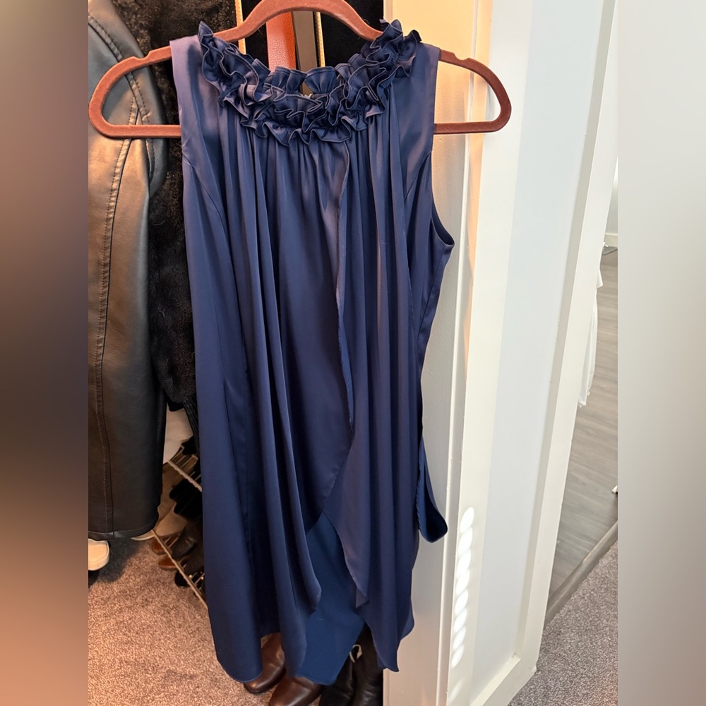 Elegant Navy Blue Sleeveless Dress